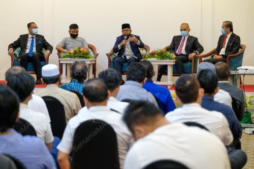 DATUK DR MOHD KHAIRUDDIN AMAN RAZALI
