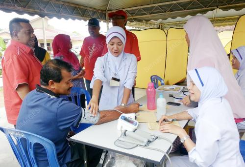 MK05_07022016_BANJIR_BERSIH