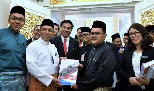 MK05_09112018_PERSIDANGAN_BN201811083059