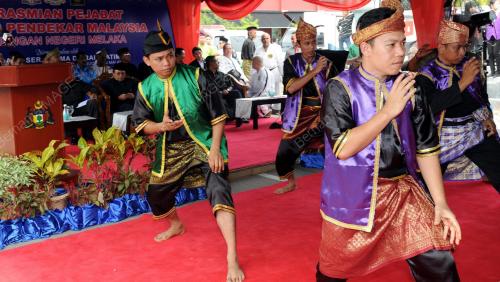 MK05_10072012_RAIS_SILAT