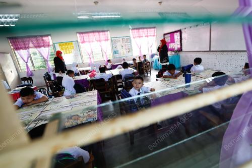 HARI PERTAMA SESI PERSEKOLAHAN