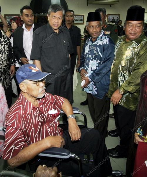 AHMAD ZAHID HAMIDI