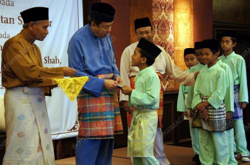 MK05_12082012_SULTAN_SUMBANG