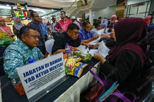 DATUK SERI AB RAUF YUSOH