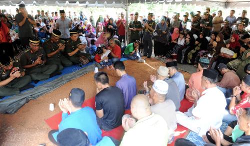 MK05_16062016_JENAZAH_ATASE