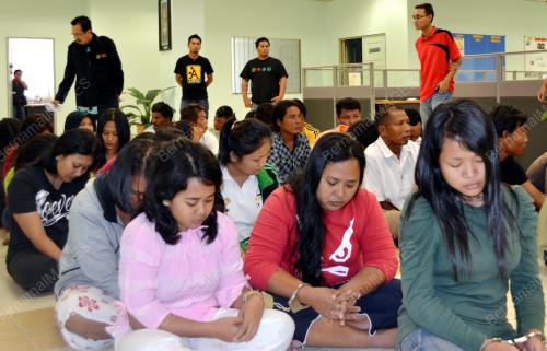 MK05_17052012_TAHAN_IMIGRESEN
