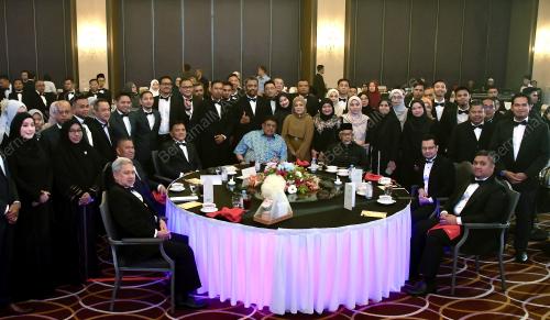 DATUK SERI AB RAUF YUSOH