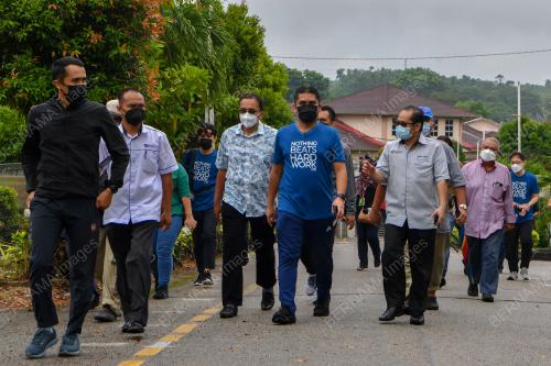 DATUK DR RADZI JIDIN