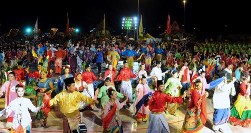 DATUK SERI DR NG YEN YEN