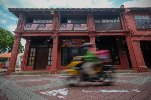 PERINTAH KAWALAN PERGERAKAN