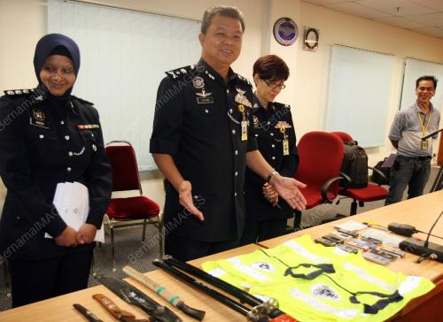 SIDANG MEDIA POLIS