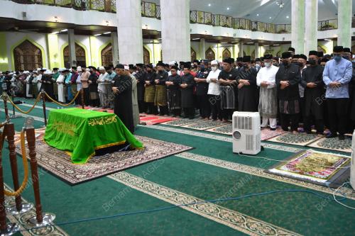 ALLAHYARHAMAH TOH PUAN ZURINA KASSIM