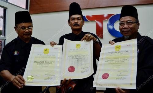 MK05_21072016_SIDANG_WATIKAH