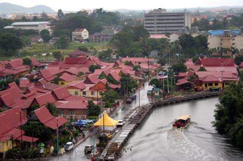 RIVER CRUISE SUNGAI MELAKA