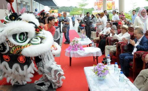 MK05_23012017_NAZRI_FAMOSA