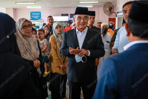 TUN MOHD ALI RUSTAM