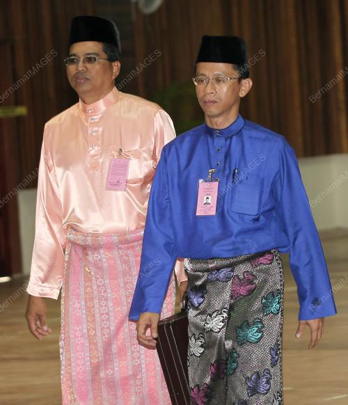 MK05_26022011_CALON