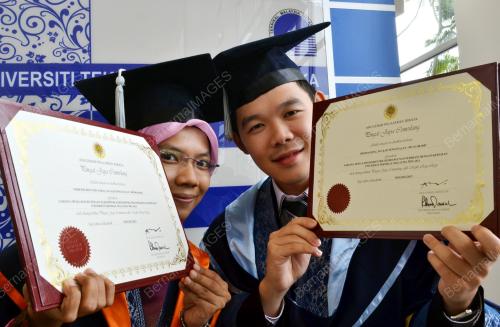 MK05_26102013_UTEM_GRADUAN