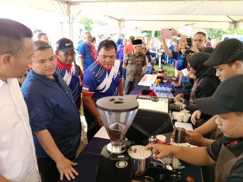 DATUK RAIS YASIN