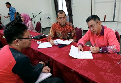 ADLY ZAHARI