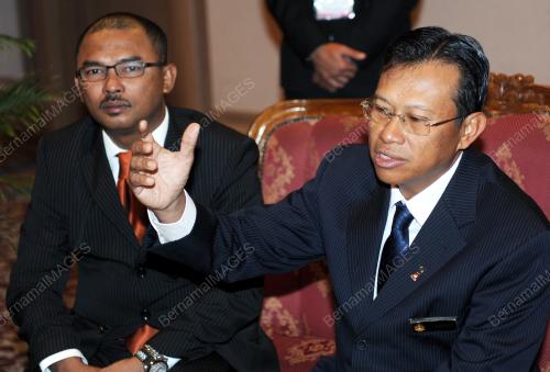 DATUK SERI AHMAD SHABERY CHEEK