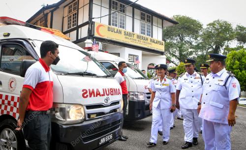 TAN SRI TUNKU PUTERI INTAN SAFINAZ