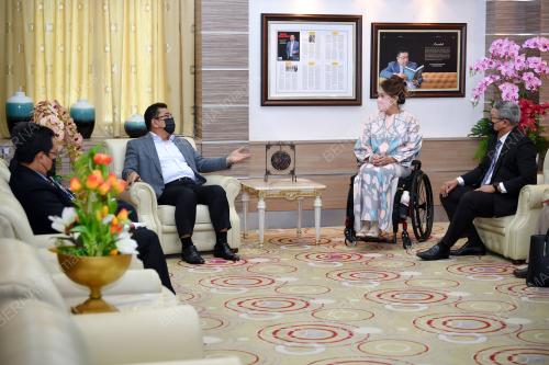 DATUK SERI SULAIMAN MD ALI