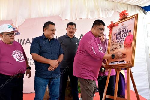 DATUK SERI AB RAUF YUSOH