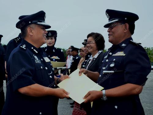 MK06_01022017_POLIS_SIJIL