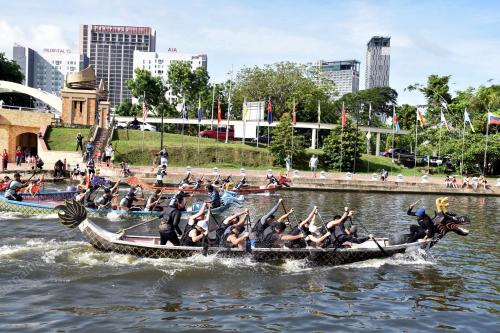 PERAHU NAGA