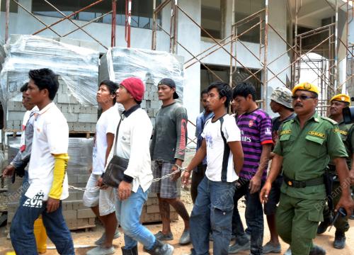 MK06_02102013_PATI_TAHAN