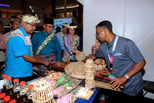 MK06_04102019_ASLI_BN20191003