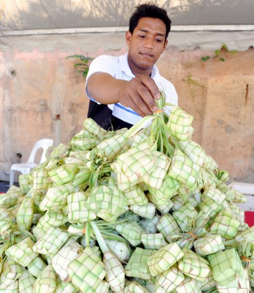 MK06_05082013_KETUPAT_BAWANG