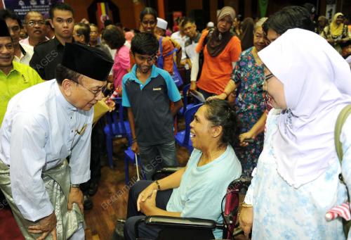 MK06_06042012_RAIS_RAKYAT