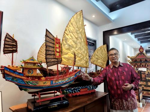 DATUK RONALD GAN