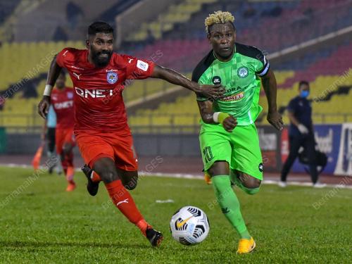 BOLA SEPAK LIGA SUPER