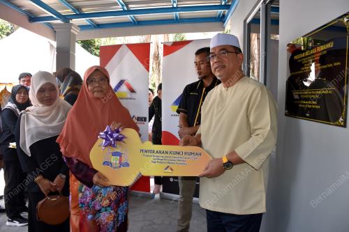 DATUK SERI SULAIMAN MD ALI