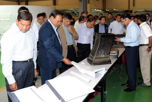 MK06_12092012_JENERAL_LAWAT