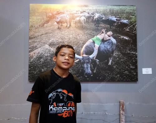 SYUKOR KHAMIS