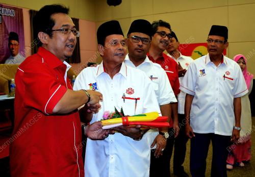 MK06_13032016_UMNO_BENDERA