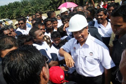 MK06_14022011_TPM_TAMIL
