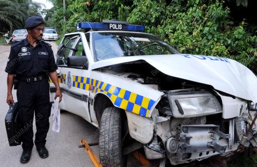 MK06_14052012_POLIS_KERETA