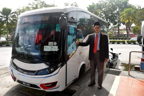 DATUK ABU BAKAR ABDUL