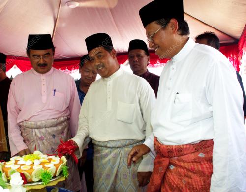 MUHYIDDIN YASSIN