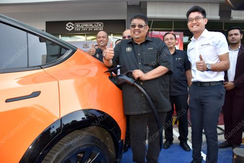 DATUK SERI AB RAUF YUSOH