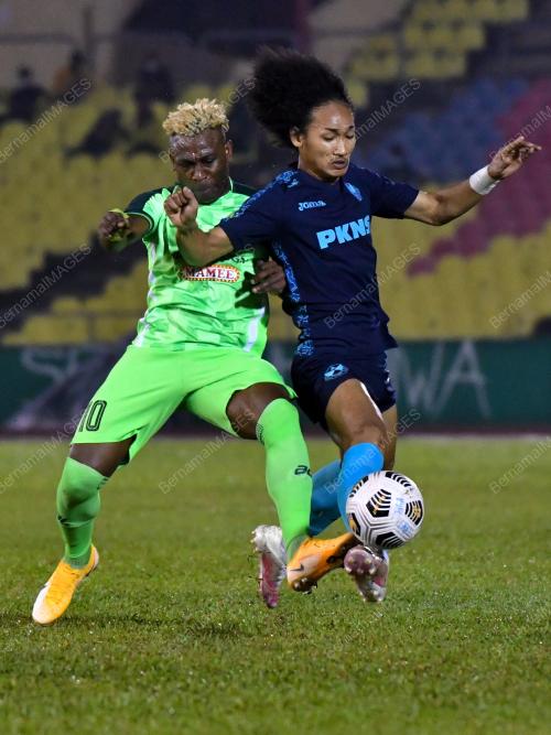 BOLA SEPAK LIGA SUPER