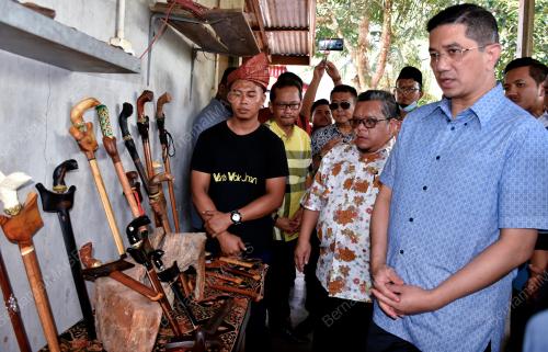 DATUK SERI MOHAMED AZMIN ALI