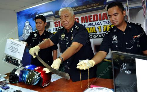 MK06_18082016_POLIS_SAMUN