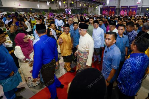 TUN DR MOHD ALI RUSTAM