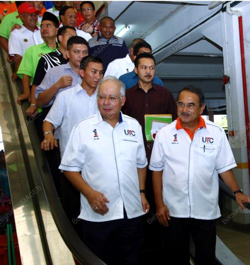 MK06_23062012_PM_PASAR_MLK